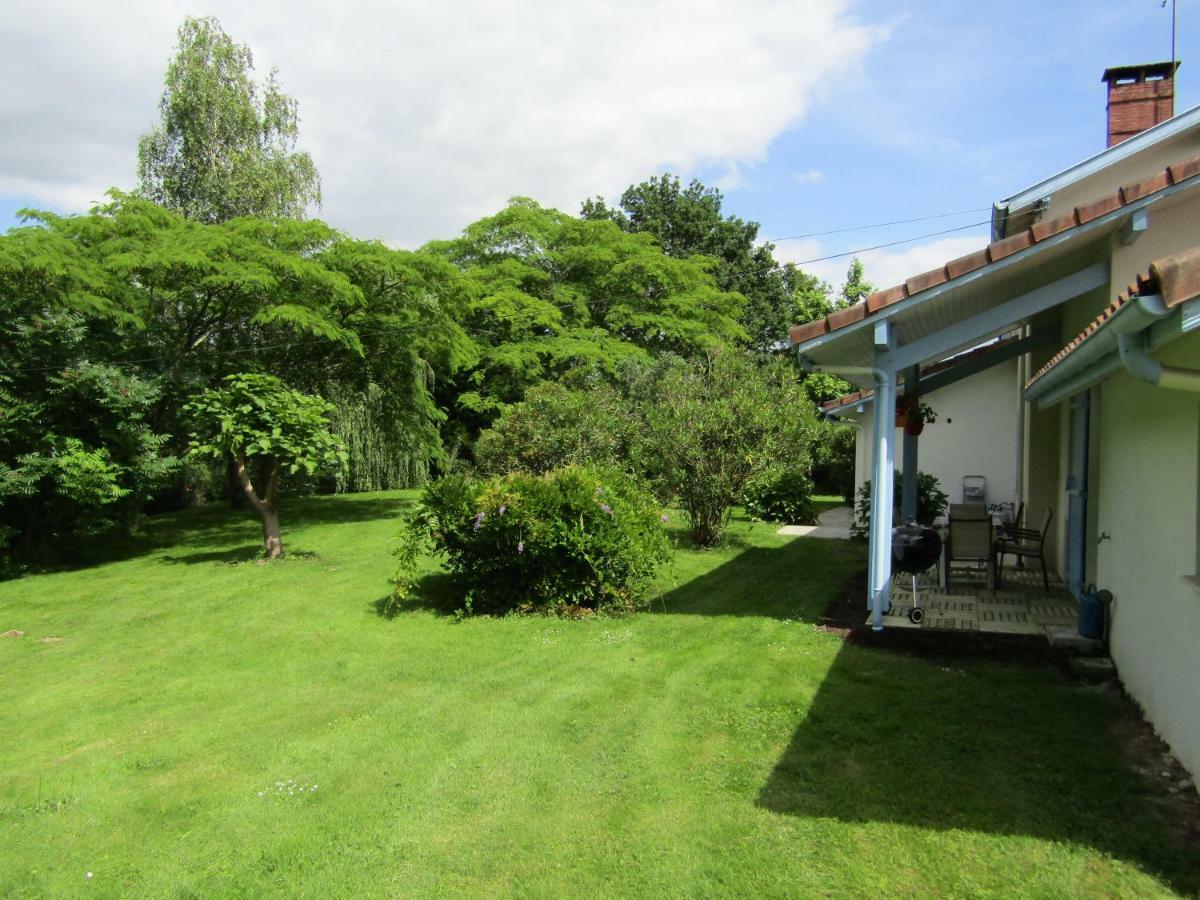 Gite De Marcade Clermont  Exterior photo